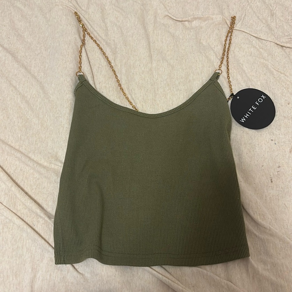 White Fox / Game of Chance Crop - M NWT
